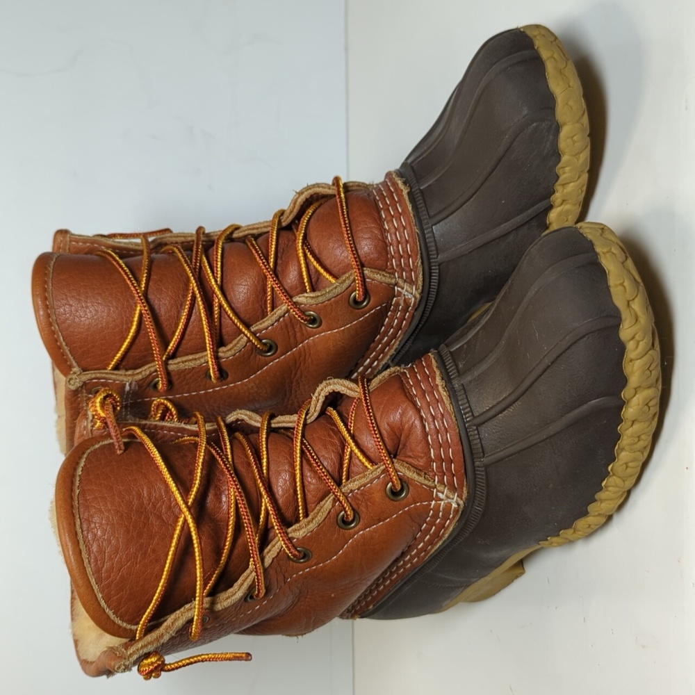 LL Bean insulated shearling 8" duck bean boots womans size 5 -5.5
